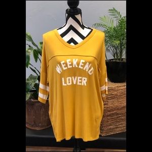 Weekend Lover Tee